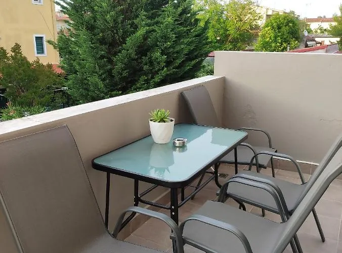 Sunny Apartamento Siviri